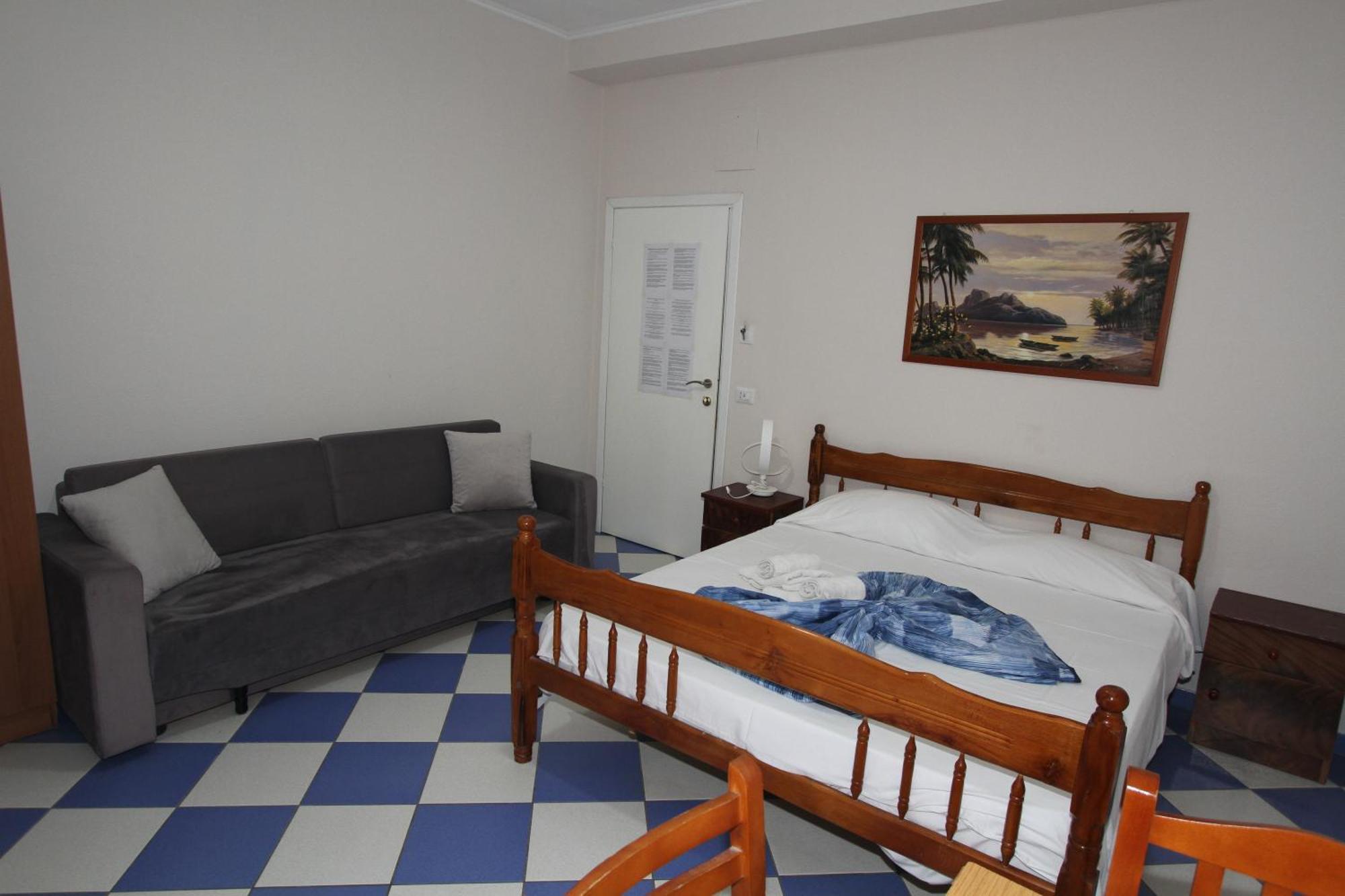 Kompleksi Eli Guest House Durrës 외부 사진